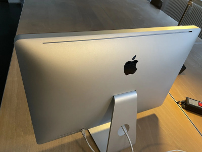 Apple iMac 27 inch, Mid 2011, i5 2.7 Ghz, 8gb, 1 Tb комп'ютер моноблок